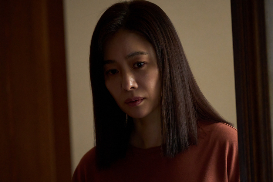 Kim Hyun Joo Confronts Motherhood's Fracture in Paradise Lost