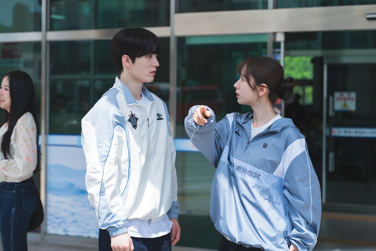 Dive Into You's Twins Face Loan Sharks to Save Park Seo Ham