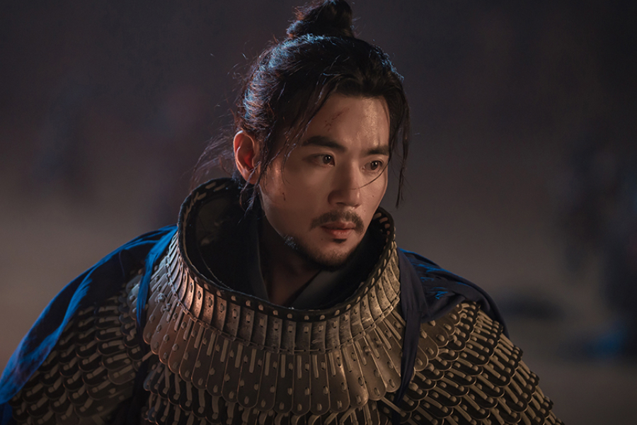 Kim Kang Woo Rises to the Throne in 'The Great King Munmu'